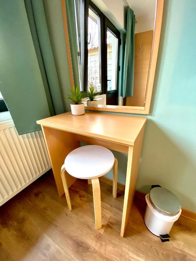 Cristi'S Rooms - Pensiune Oradea Zewnętrze zdjęcie
